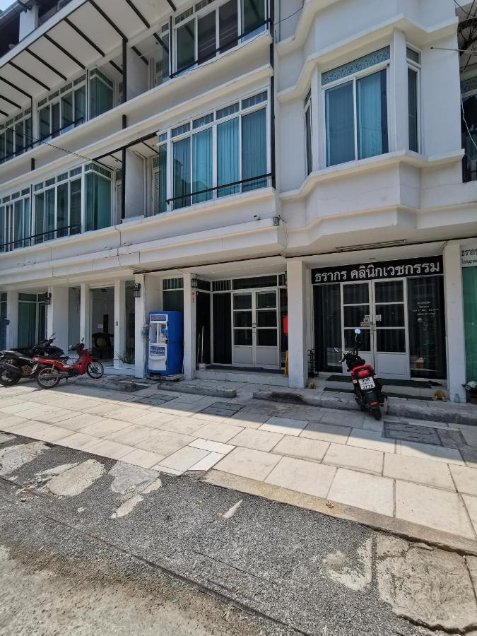 Ratchadasuthisan Day & Longstay Hotel