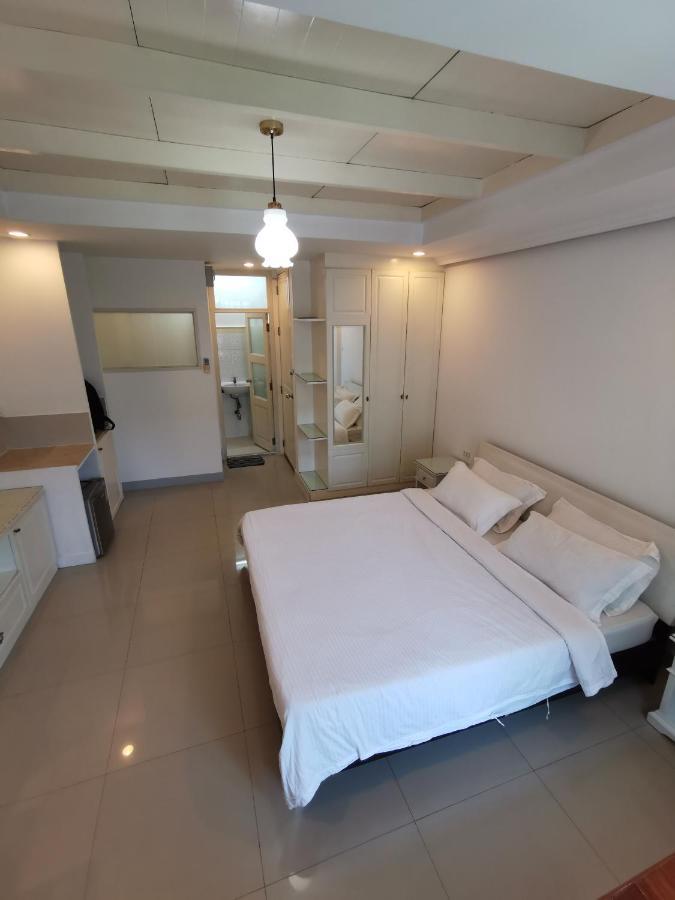 Ratchadasuthisan Day & Longstay Hotel